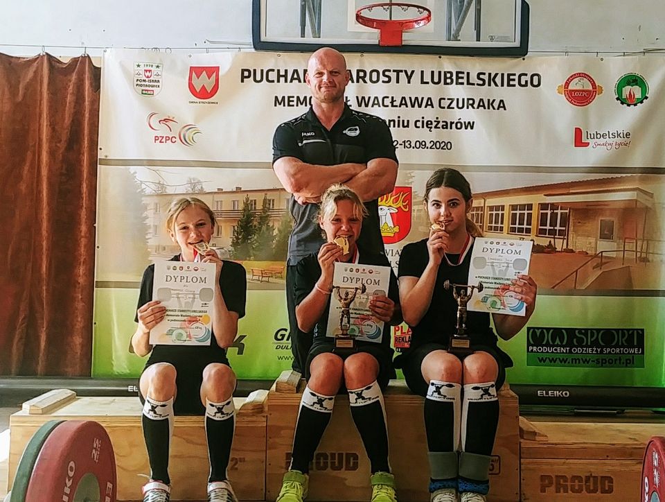 Dziewczęta lepsze od chłopców
