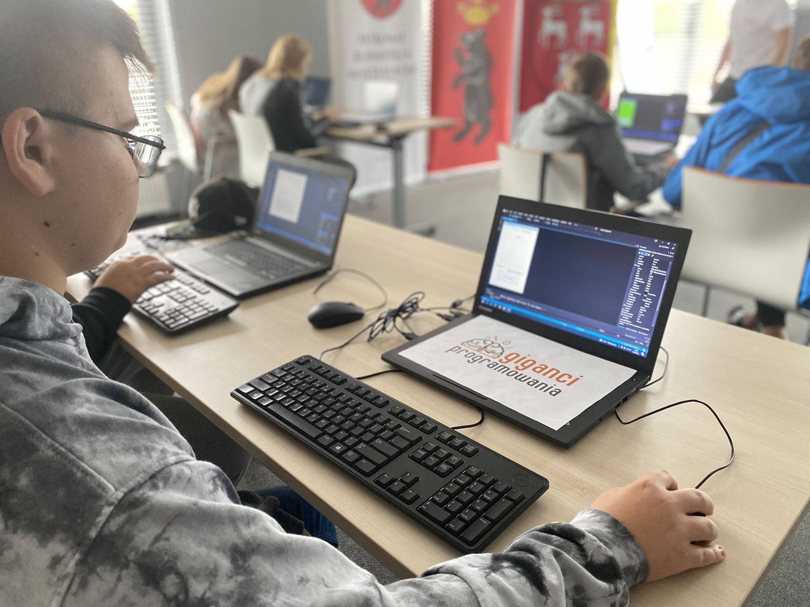 Relacja z bezpłatnych warsztatów z programowania „Koduj z Gigantami” w Łukowie